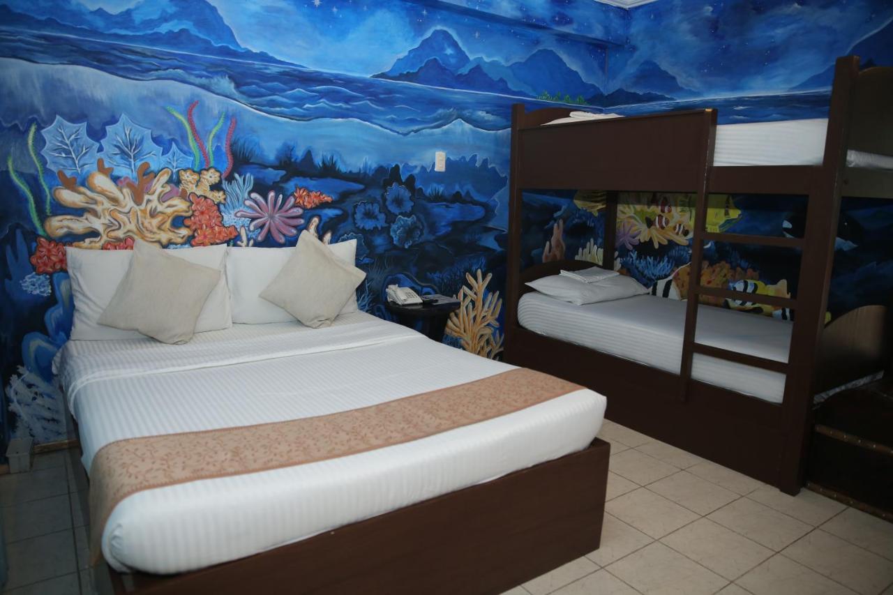 Eon Centennial Resort Hotel & Waterpark Iloilo City Dış mekan fotoğraf